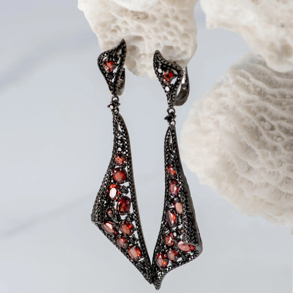 GEM'S BALLET Natural Red Garnet Gemstone Earrings 925 Sterling Sliver Vintage Gothic Punk Drop Earrings For Women Party Jewelry